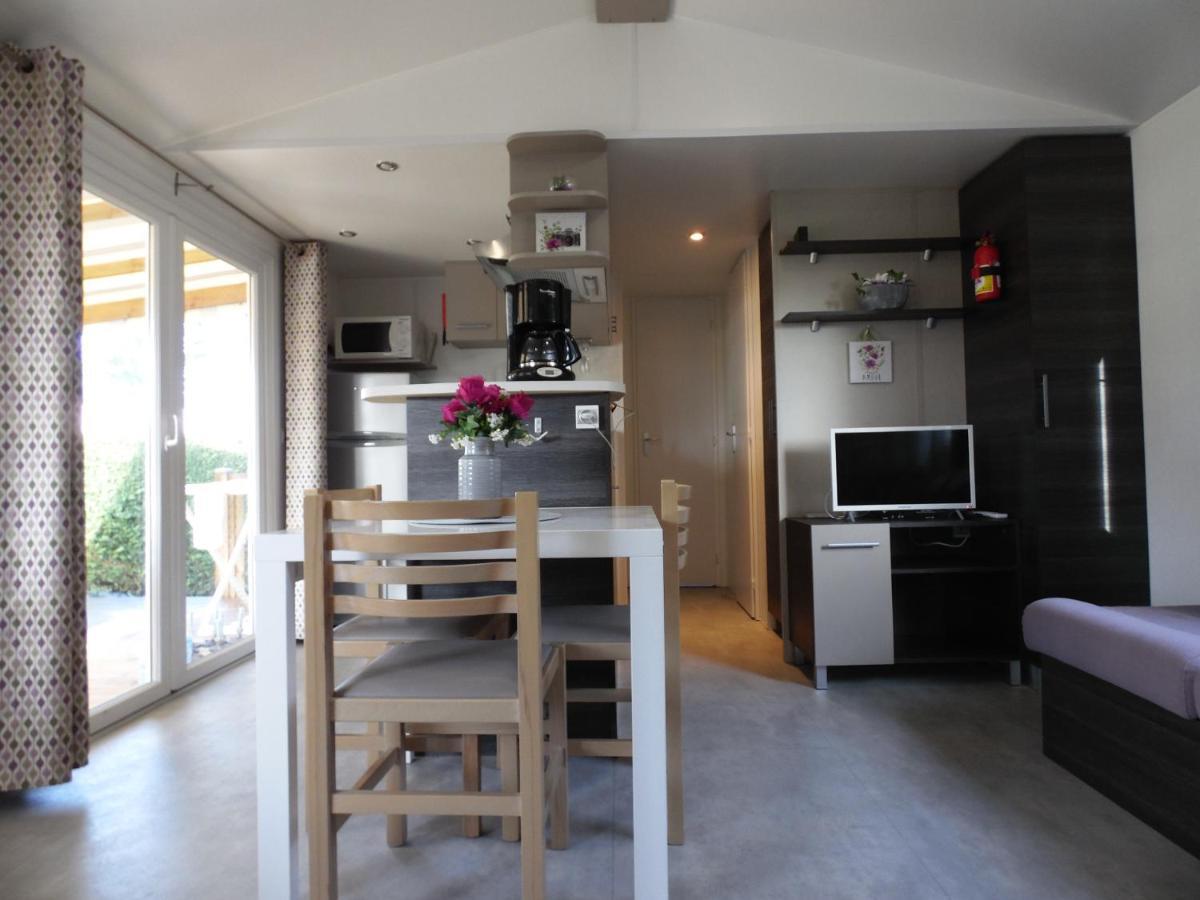 Camping Les Charmettes- Les Mathes Exterior foto